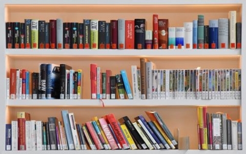 ?一家三口甲醛中毒？竟是家里的幾萬本藏書惹的禍。